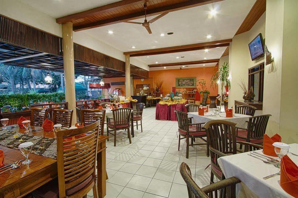 Hotel Montana Dua Malang Esterno foto